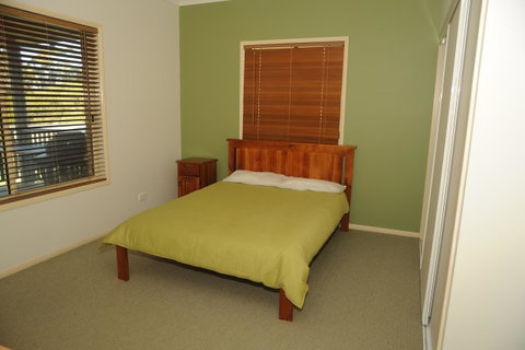 Waterfront At White Patch - Accommodation Search 18