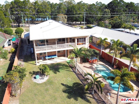 Waterfront At White Patch - Accommodation Search 32