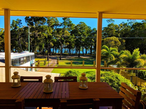 Waterfront At White Patch - Accommodation Search 9