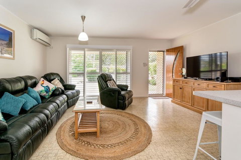 Lowset Sweetie, Central To Everything - Partridge St, Bongaree - Accommodation Search 5