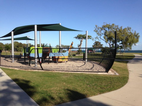 Keith\'s Place, 1 Of The 3 Most Popular Units On Bribie - Accommodation Search 42