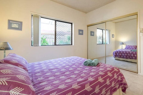 Keith\'s Place, 1 Of The 3 Most Popular Units On Bribie - Accommodation Search 11