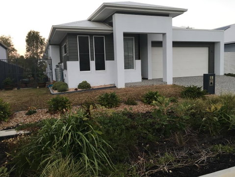 Modern Beach Villa - Accommodation Search 2