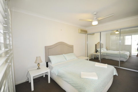 Ocean Wave - Accommodation Search 11