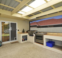 Ocean Wave - Accommodation Search