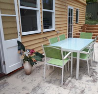 Retro Beach Flat - Accommodation Search