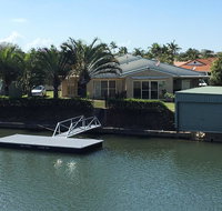 Private Canal Duplex with Pontoon - Oleander Drive Bongaree - Accommodation Search
