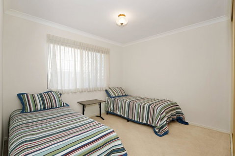 Walk To Surf Beach - Ground Floor Apartment - Bribie Horizons Boyd St, Woorim - Accommodation Search 18