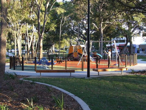 Close To Surf Beach, Surf Club, Hotel And Shops - Boyd St, Woorim - Accommodation Search 7