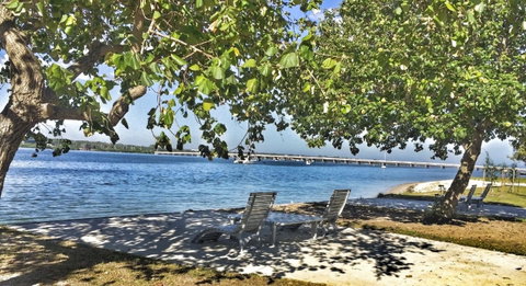 First Floor Unit Close To Shops, Park And Waterfront! - Accommodation Search 17