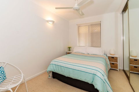 Spacious Family Unit With Incredible Views. - Accommodation Search 7