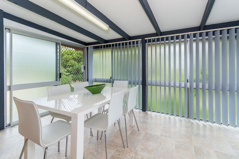 Short Stroll To Surf Beach - North Street, Woorim - Accommodation Search 11