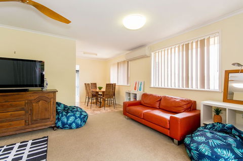 Short Stroll To Surf Beach - North Street, Woorim - Accommodation Search 17