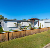 Fabulous Family Destination in Paradise Parade Bongaree - Accommodation Search