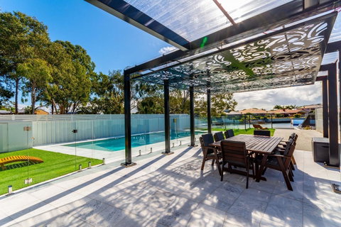 Stunning Canal Home Oh So Close To The Waterfront - Accommodation Search 3