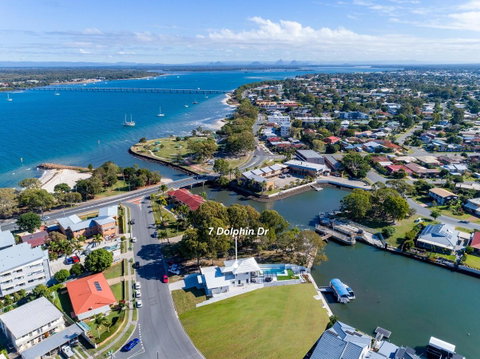 Stunning Canal Home Oh So Close To The Waterfront - Accommodation Search 13