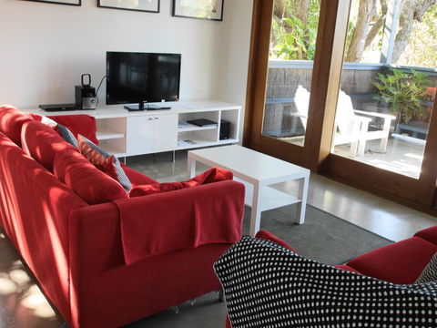 A AAA C-SHACK - Accommodation Search 0