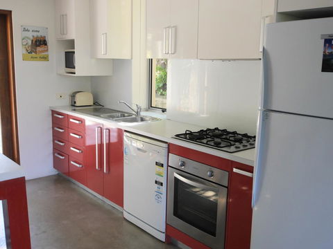 A AAA C-SHACK - Accommodation Search 10
