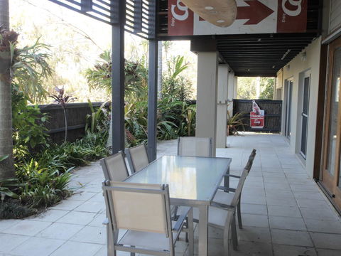 A AAA C-SHACK - Accommodation Search 4