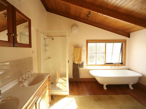 Mountain Seas Lodge - Accommodation Search 15