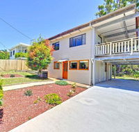 'Beach Break 2' 2/10 Lionel St - downstairs unit with Aircon - Accommodation Search