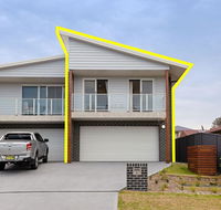 'Birubi Breezes' 2/7 Fitzroy St - Large Duplex with Air Conditioning WIFI  only 5 minute walk to the beach - Accommodation Search