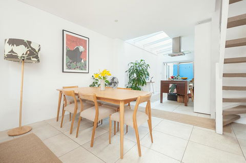 'Darling Lily' - Your Townhouse Hideaway - Accommodation Search 2