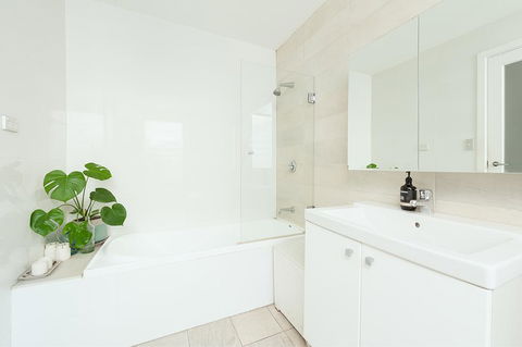 'Darling Lily' - Your Townhouse Hideaway - Accommodation Search 3