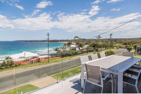 'Salt & Light' Mollymook - Accommodation Search 0