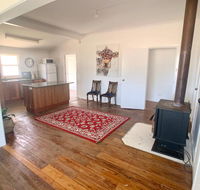 'The Wattles' - True Country Escape Near Wineries - Borenore - Accommodation Search