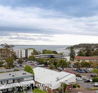 1 'Seaview' 9 Church Street - huge air conditioned unit with lift  WIFI - Accommodation Search