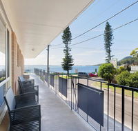 1 'Shoal Towers' 11 Shoal Bay Road - fantastic unit across the road from beach - Accommodation Search