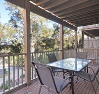 1 bedroom Executive Villa located within Cypress Lakes - Accommodation Search