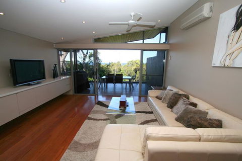 1/22 Mahogany Drive - Beach House 1 @ Vue - Accommodation Search 3