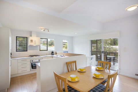 1/31 Ocean Street - A Relaxing Coastal Retreat - Accommodation Search 3