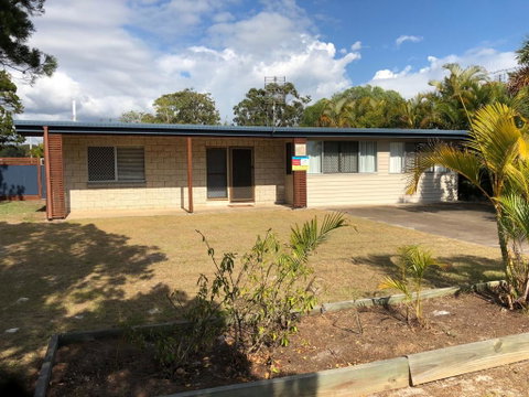 10 Cypress Avenue - Rainbow Beach, Fantastic Beach Location - Accommodation Search 0