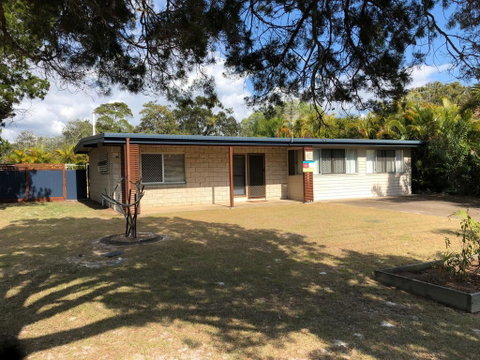 10 Cypress Avenue - Rainbow Beach, Fantastic Beach Location - Accommodation Search 2