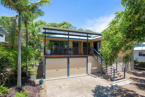 10 Naiad Court -Beach Retreat In The Bush - Accommodation Search 1