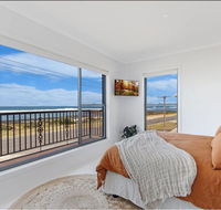 10 OCEAN VILLA - Accommodation Search