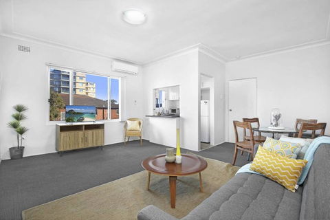 10 South Pacific 2 Bedrooms - Accommodation Search 0