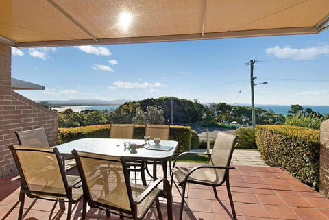 10/130 Lighthouse Rd, Byron Bay - James Cook Apartments - Accommodation Search 0