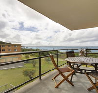 11 'Promenade' 8 Intrepid Close - air conditioned unit with beautiful water views - Accommodation Search