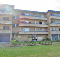 11 'Silvana Court' 26 Ajax Avenue - close to the water and clubs - Accommodation Search