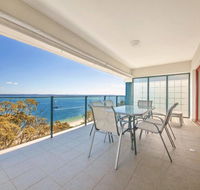 12 'Le Vogue' 16 Magnus St - Sensational Water Views Lift Pool  Tennis Court - Accommodation Search