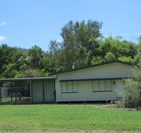 12 Wansfell Street Picnic Bay - Accommodation Search
