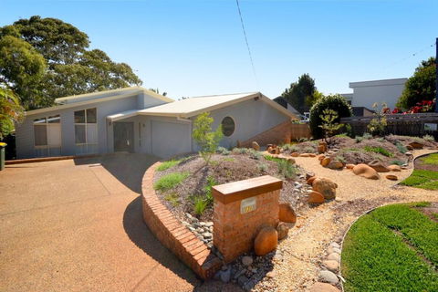 131 Pacific Drive, Port Macquarie - Accommodation Search 0