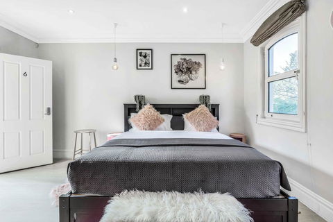 142 Wyndham - Accommodation Search 1
