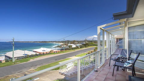 143 Mitchell Pde - Magnificent Outlook - Accommodation Search 0