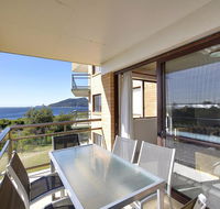 15 'Intrepid' 3 Intrepid Close - right on the beachfront - Accommodation Search