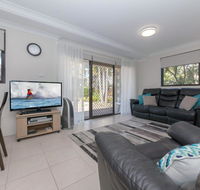16 'Carindale' 19-23 Dowling St - Ground floor Foxtel Pool and Tennis Court - Accommodation Search